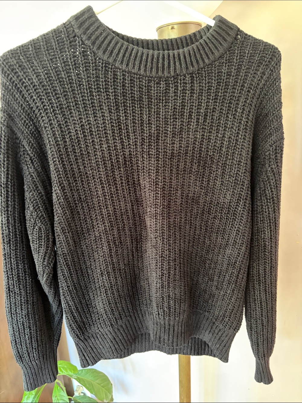 Cozy Women's Charcoal Crewneck Sweater - Soft Rib Knit